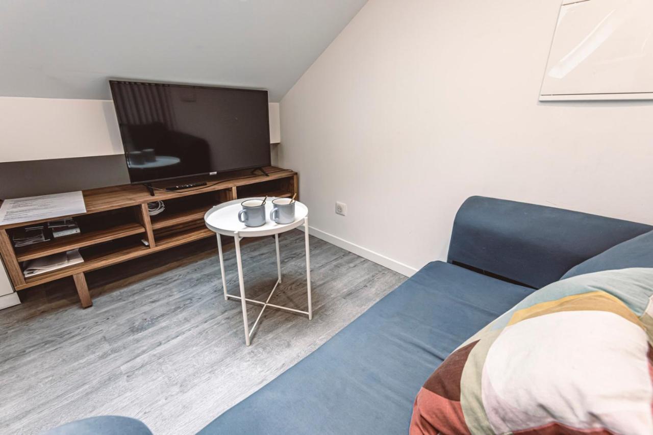 Le Coquet Logement Climatise Face A La Cathedrale - 3G Reims Exterior foto